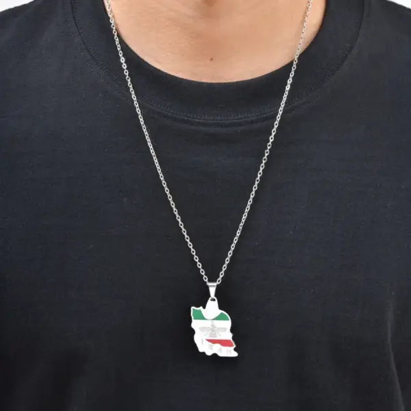 oly-51b24dadcae19e5ba818c6f3e482f12e Wholesale Independence Day Map Pendant Necklace For Unisex Featuring 304 Stainless Steel With 18K Real Gold Plated 0.03µm Thickness Cable Chain