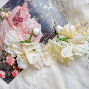 Off-white rose