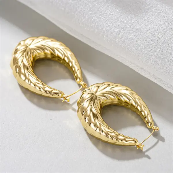 Wholesale Three-dimensional Geometric Earrings For Women In Copper With KC Golden Water Plating And 0.03µm Thick Coating