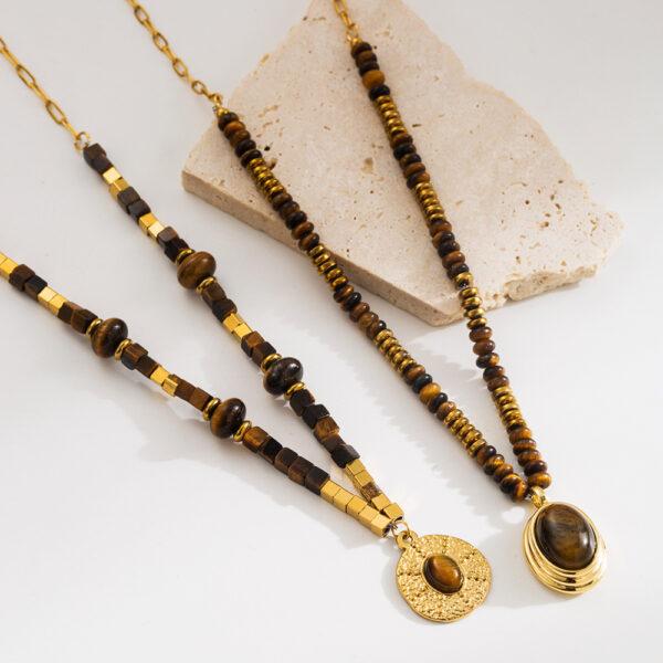 Wholesale Natural Tiger's Eye Necklace Niche Advanced Sense Maillard Style Necklace Geometric Retro Titanium Steel Clavicle Necklace