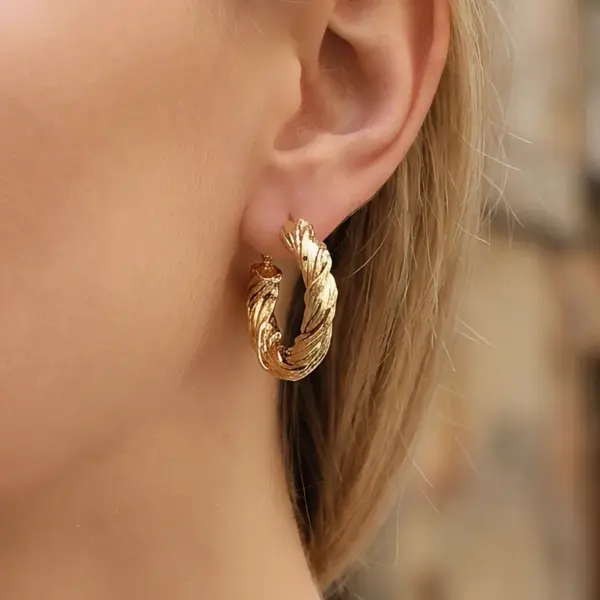 Wholesale Geometric Copper Earrings For Women With 0.03µm Electroplated 18K Real Gold Plating