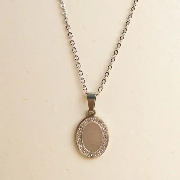 Wholesale 304 Stainless Steel Simple Zircon Point Drill Oval Single Pendant Necklace Waterproof Non-Fading Unisex Cable Chain