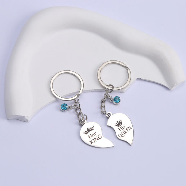 oly-52c6c5d6fbfbfcb6934df70ab022bc7c Wholesale stainless steel creative keychain pendant couple's two-petal heart Diamond key ring bag ornaments
