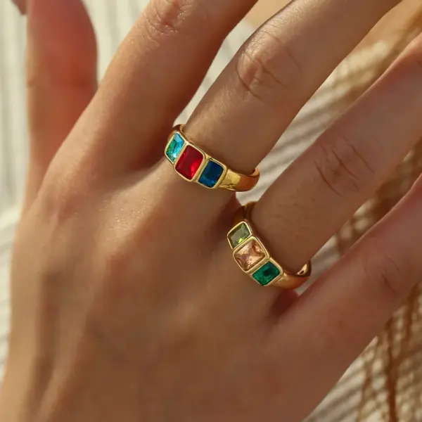 Wholesale 18K Gold Plated 304 Stainless Steel Vacuum Electroplated (In Furnace) Zircon Geometric Setting Gold Women's Ring