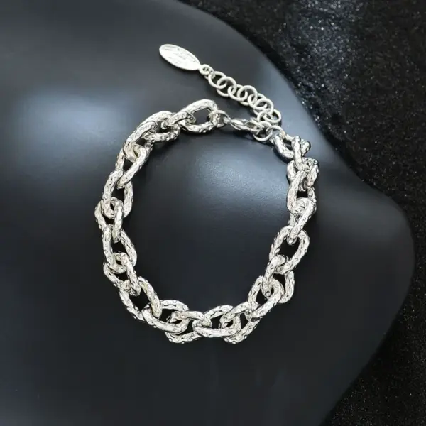 Wholesale Strawberry Pattern Fashion Bracelet Sweet And Cool Style Heavy Work Small Audience Design Personality Hand Jewelry For Men And Women