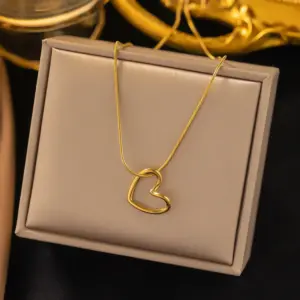 [Xlh6145] Hollow Heart / Gold