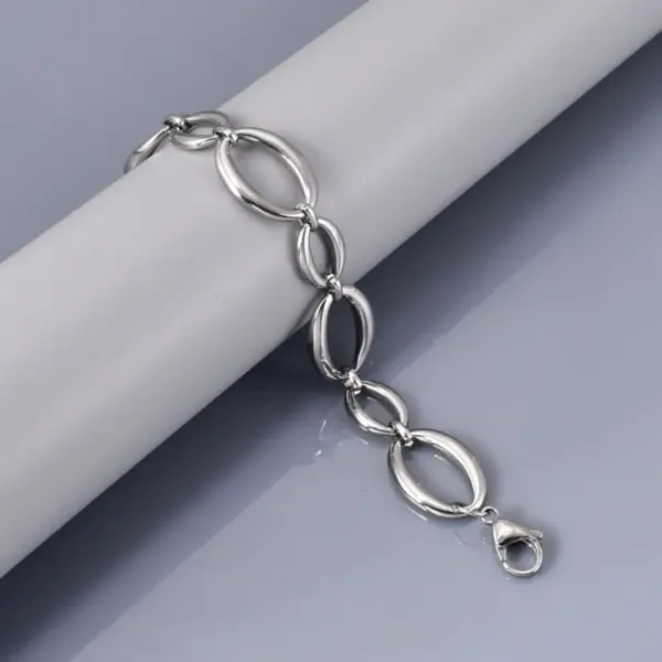 Wholesale PVD Coated Real Gold Plated Heart Shape Flower Butterfly 304 Stainless Steel Vacation Classic Style Waterproof Non Tarnish 304 Stainless Steel Lobster Trigger Clasp Closure Bracelets