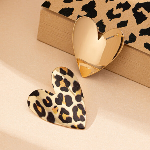 Wholesale Trend Autumn and Winter Printing Leopard Print Love Exaggerated Niche Design Valentine's Day Gift Earrings
