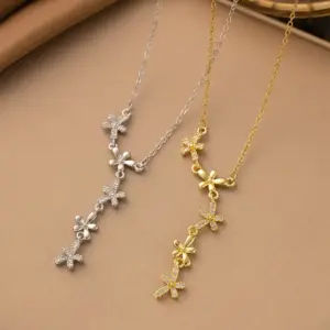 Wholesale Flowers Inlay Necklace For Women With 18K Real Gold Plated Copper And Artificial Rhinestones, Featuring Water Plating And Cable Chain