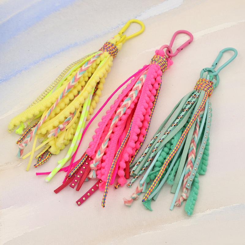 Wholesale European and American Bohemian Style Long Tassel Key Chain Mountaineering Buckle New All-match Women's Bag Decorative Pendant Car Pendant