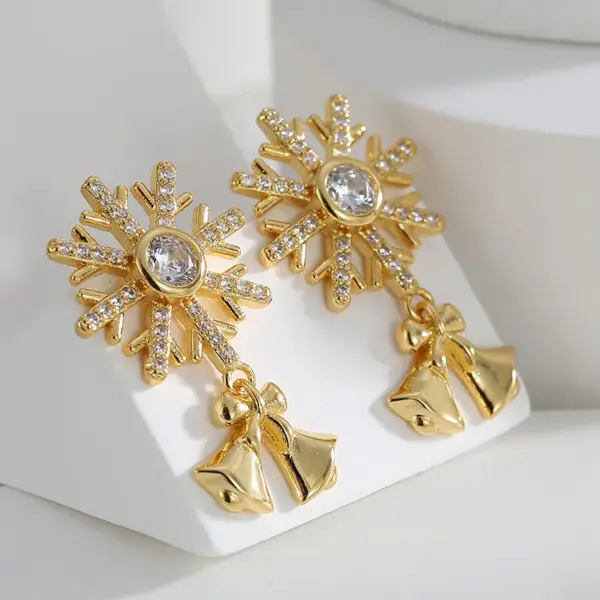 Wholesale 1 Pair Christmas Elegant Streetwear Snowflake Plating Inlay Copper Zircon Ear Studs