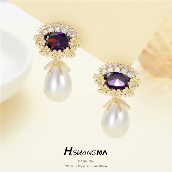 Wholesale Flowers Stud Earrings For Women With Copper Bezel Setting And Zircon Inlay, Featuring 925 Sterling Silver Posts