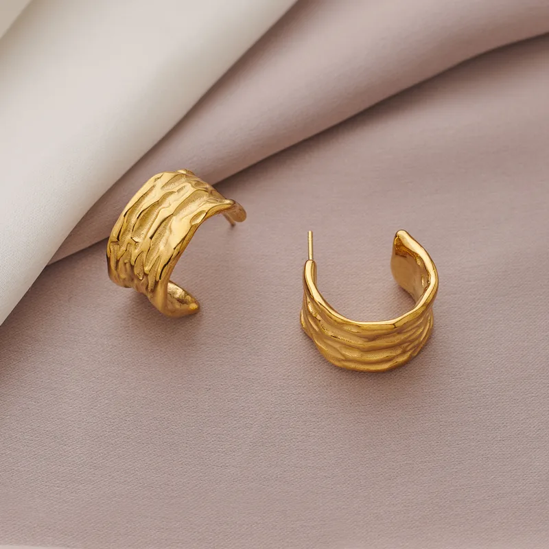 Wholesale PVD Coated 18K Gold Plated C Shape 304 Stainless Steel Classic Style Roman Style British Style Waterproof Non Tarnish Ear Studs