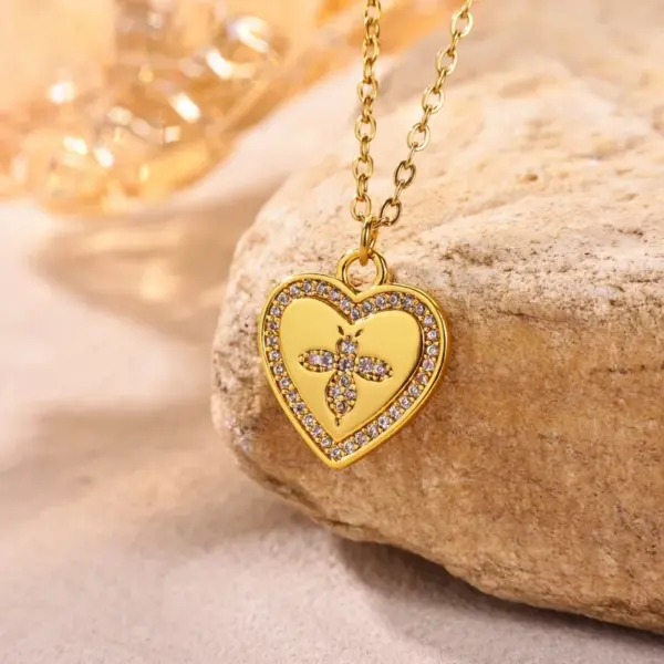 Wholesale Three-dimensional Palm Pendant Necklace For Women With 18K Real Gold Plated Copper And Zircon Inlay, PVD Coated Cable Chain