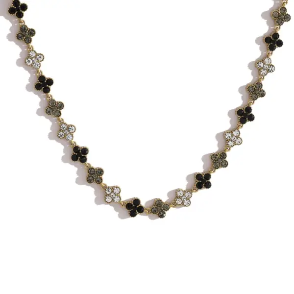 Wholesale Four Leaf Clover Necklace With Claw Setting, 18K Gold Plated 304 Stainless Steel, Rhinestones On Beaded Chain