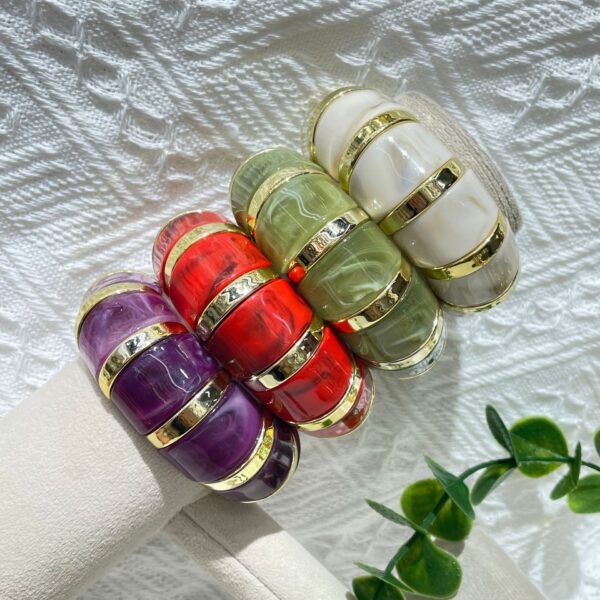 oly-576a880d9df7fecc8b23799723d654f7 Wholesale Explosions Acrylic Stamping Rope Bracelet Simple Maillard Elegant Bracelet High-end Retro Exaggerated