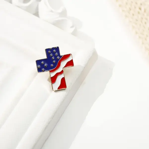 Wholesale Cross Brooch Fashion Men's Gift Couple Unique American Flag Hip-Hop Style Original Metal Accessories Fashion Zinc Alloy Jewelry