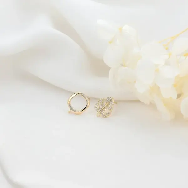 Wholesale Leaves Stud Earrings With 925 Sterling Silver Posts, Copper Base, And 14K Real Gold Plated Finish Featuring Zircon Inlay In Gold