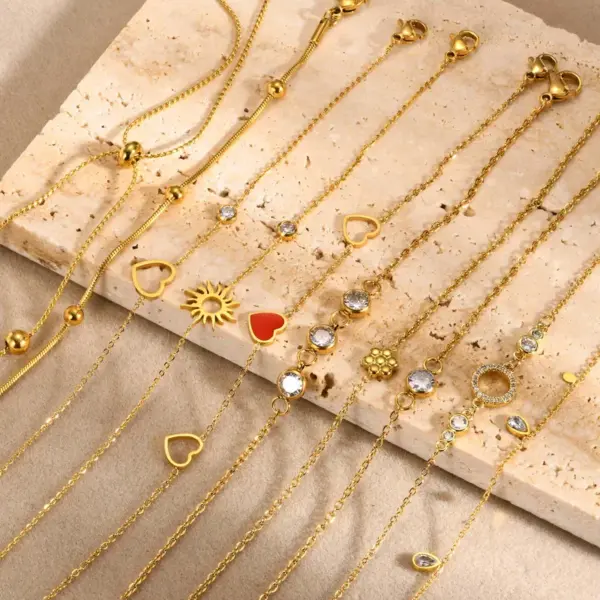 Wholesale PVD Coated 18K Gold Plated Round Heart Shape Flower 304 Stainless Steel Copper IG Style Korean Plating Bracelets