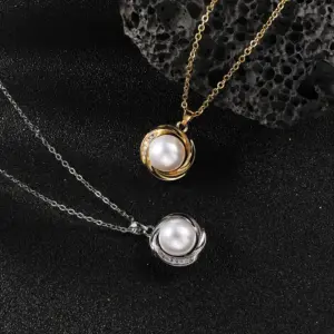Wholesale Spiral Pendant Necklace For Women With Imitation Pearl And Rhinestones On A Cable Chain