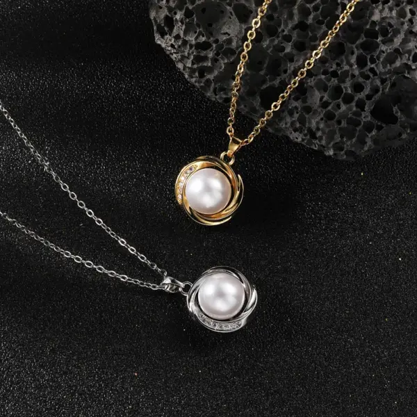 Wholesale Spiral Pendant Necklace For Women With Imitation Pearl And Rhinestones On A Cable Chain