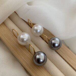 Wholesale Simple Retro Silver Grey White High Heels Earrings Women's Austrian Shijia Pearl 925 Silver Gold Plated Earrings
