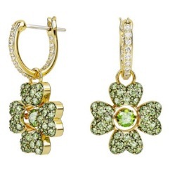 Lucky green clover earrings