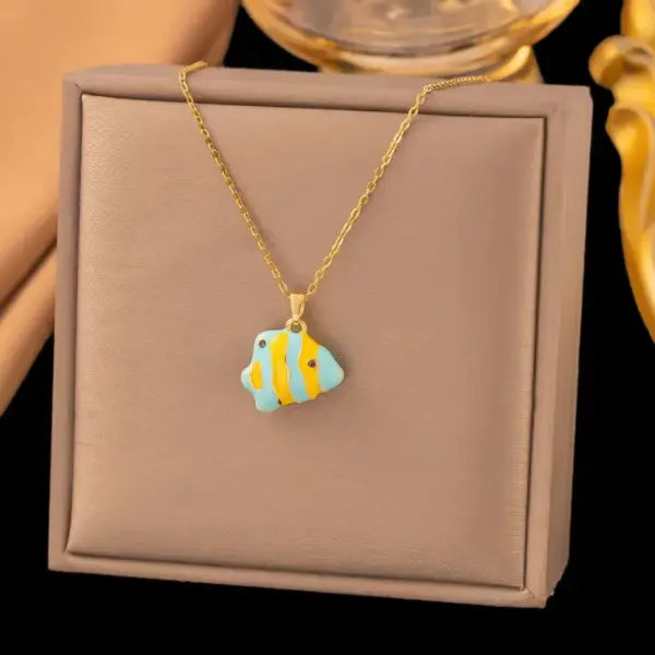 Wholesale Women’s Fish Pendant Necklace With Inlay Artificial Rhinestones, 18K Real Gold Plated Copper, Water Plating On Cable Chain