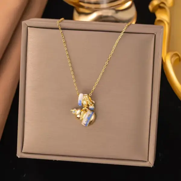 Wholesale Women’s Gourd Pendant Necklace With Inlay Artificial Rhinestones, 18K Real Gold Plated Copper, Water Plating On Cable Chain