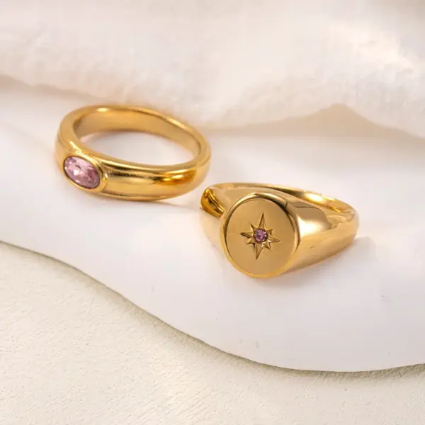 Wholesale Unisex Starburst Ring In Titanium Steel With Real Gold Plated Finish And Zircon Inlay,