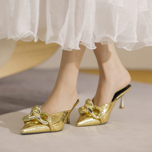 Wholesale Sandals for Women’s Outerwear Summer High Heels Style Silver Chain Pointed Toe Stone Pattern Toe Slippers