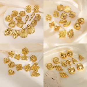 Wholesale 201 Stainless Steel 304 Stainless Steel Heart Shape Flower Electroplating Stone-Free Imitation Gold Vintage Style Classic Style Heart Flowers Drop Earrings Ear Studs