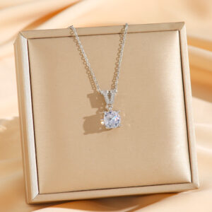 8117 silver v diamond
