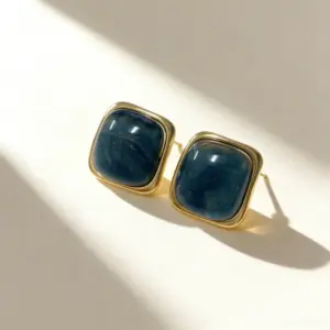 Dark Blue / Average Size / Square