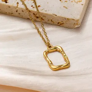 Gold / One Size / Square
