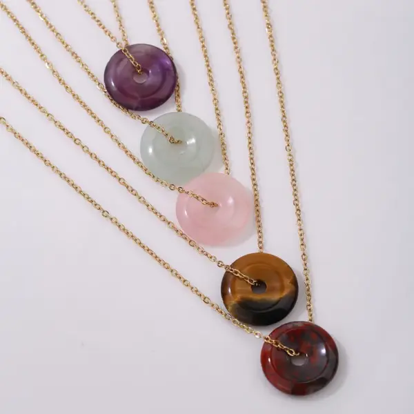 Wholesale ZhouHang Natural Crystal Pendant New Fashion Casual Bohemian Style Purple Crystal Pink Crystal Jewelry Earrings Accessories