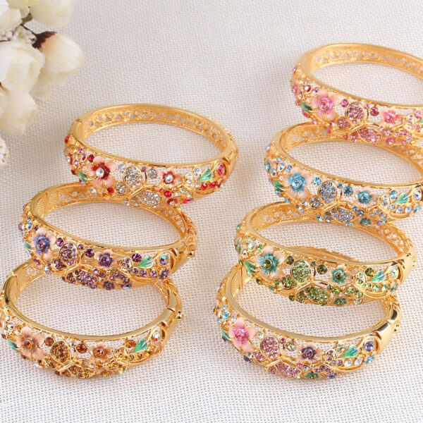 oly-5aa896139972afc5a668d6f8252bde0e Wholesale Authentic Cloisonne Butterfly Bracelet, High-end Cut Out Diamond Crystal Bracelet, Business Gift