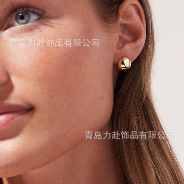 Wholesale Spherical Earrings Ear Buckle Simple Copper Gold Plated Metal Ball Earrings French Fashionable Ear Buckle