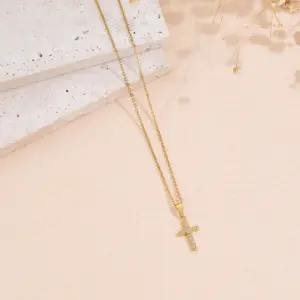 Heart-shaped Cross / Gold