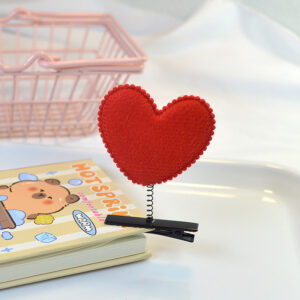 Red love hairpin