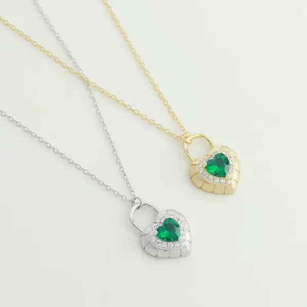 Wholesale Heart Shape Pendant Necklace In 925 Sterling Silver For Women With May Birthstone Emerald, Perfect For Party
