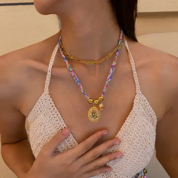 Wholesale Fashionable Colorful Flower Pendant Necklace Titanium Steel Luxury Sensation Elegant Trendy Jewelry Accessory Polyester Chain