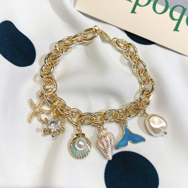 Wholesale Personalized Starfish Conch Fish Tail Shell Marine Chain Bracelet Fashion All-match High-end Temperament Adjustable Bracelet for Women