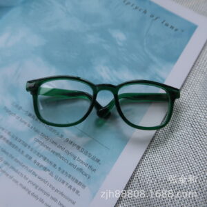 Forest green frame through