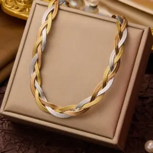 Three-Layer Cross Blade Chain