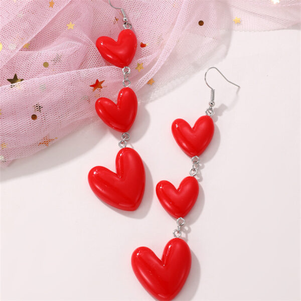 Wholesale EZ5091 women's long heart red festive Valentine's Day earrings fashion face slimming ear jewelry