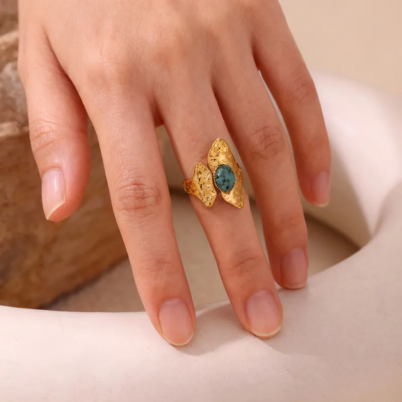 Wholesale Foldable Design Ring Natural Turquoise Inlaid Geometric Flower Edge Round Ring For Women Asymmetric Vacuum Plating