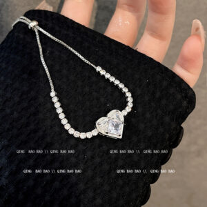 S487 silver-large love diamond bracelet
