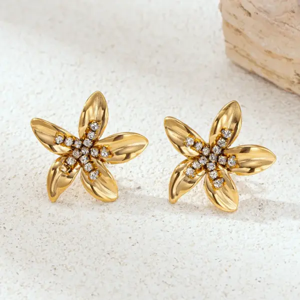 Wholesale Taina 304 Stainless Steel Earrings Light Luxury Niche Flower Pearl Zircon Inlaid Vacuum Electroplated 18K Real Gold Non-Fading Hot-Selling Item