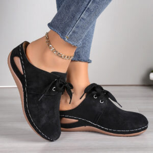 Black / 37